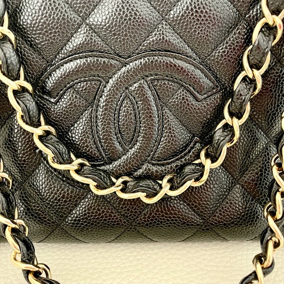⭕️SOLD⭕️Like new Chanel Bag - Picture 9 of 10